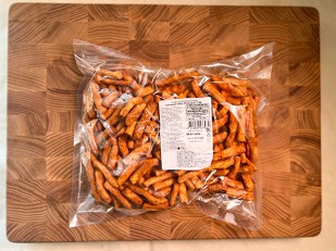 Миндаль копченый: Сыр копченый на ольхе с перцем 