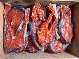 Ведро Ржаные гренки со вкусом холодца и хрена: Стейк дикого лосося 